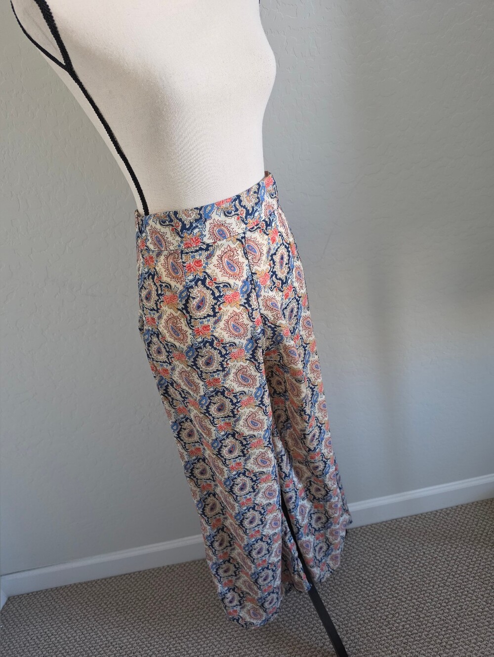 bishop + young-Paisley Flowing Wide-Leg Pants in blue, cream, pink & blue sz S